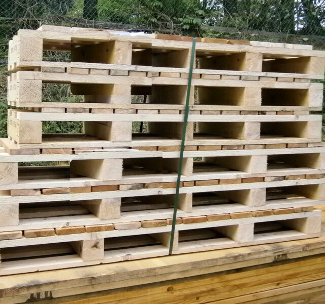 pallets accatastati